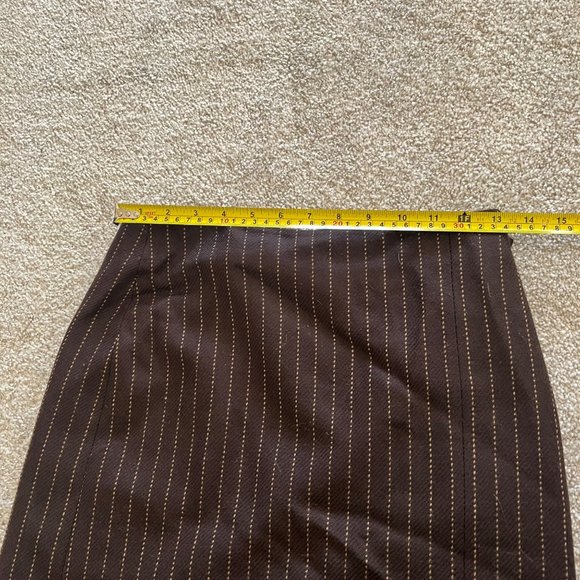 SOLDBanana Republic 100% Wool Brown Pinstripe Split Hem Mini Skirt size 2 - Picture 7 of 7